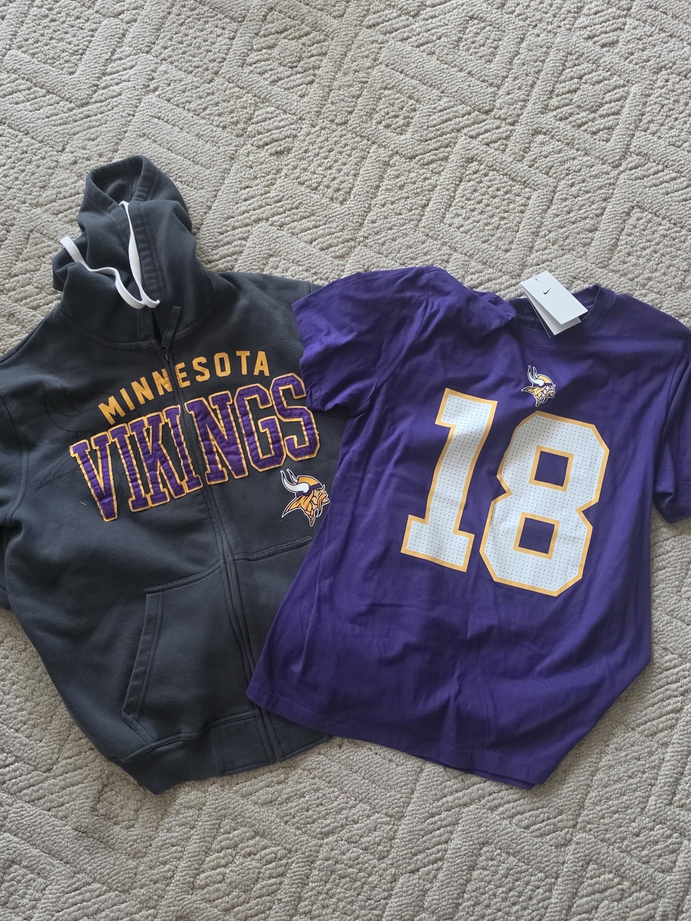 Vikings fan bundle.